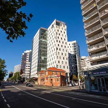 Campus Summer Stays Wellesley Apartment Auckland Exterior photo