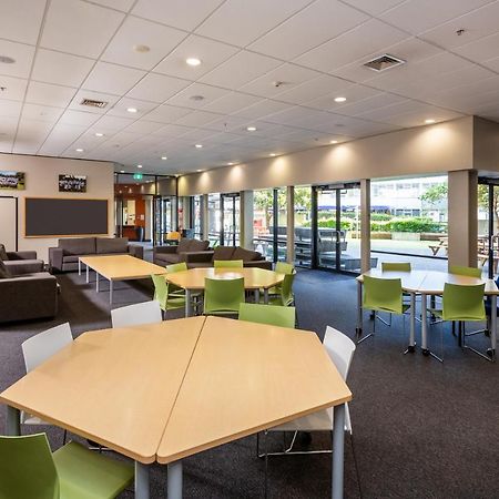 Campus Summer Stays Wellesley Apartment Auckland Exterior photo